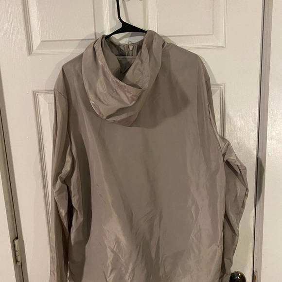 New Ruxen Jacket - Picture 2 of 2